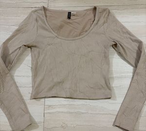 H&amp;M Crop Top🤎🍂