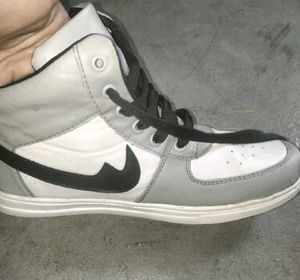 Jordan Style High-Top Sneakers