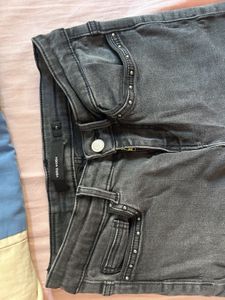 vero Moda  Gray Ripped Skinny Jeans