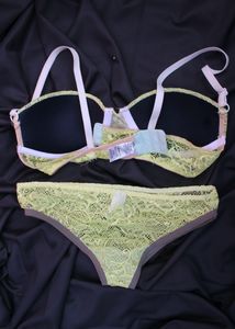 Bra &amp; Panty Set 👙