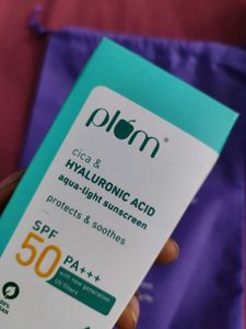 Plum Hyaluronic Acid Sunscreen