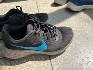 Nike Sports Shoes