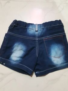 Top And Hot Pants Set
