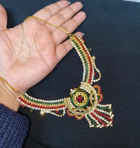 Beautiful Party Wear Necklace