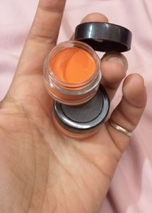Orange concealer 2