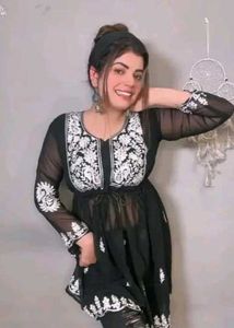 Black Chinkari Top+Gift 🎁