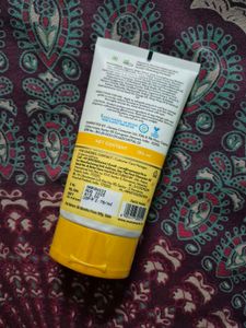 Mamaearth Ubtan Face Wash With Turmeric