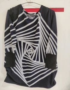 Dark Blue Colour Top , Hip Lenght, Full Sleeves, Material Is Really Nice , Can Be Used In Winter &amp; Summer. It Ioose Fit Top Goes Well With Jeans , Leggings, Or Fit Jeans Shorts.