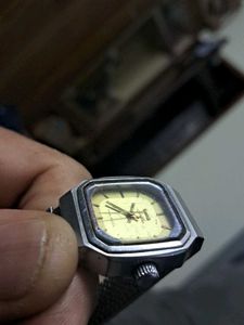 Vintage HMT Sindhu Watch