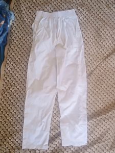 White pant for kids Under 8 year to 5 years