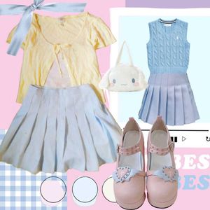 Kawaii baby-blue tennis skirt 🌸🌷