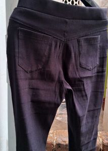 Slim Fit Black Jeggings