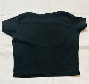 Black Basic crop top