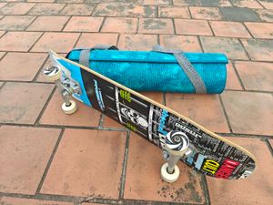 Skateboard with Extra Wheels