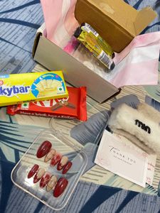 Rakhi Nail Hamper With Love