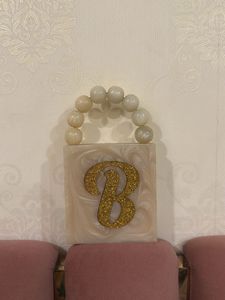 Chic 'B' Initial Clutch