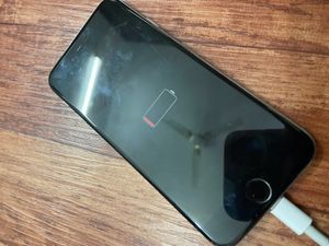 iPhone 6 In Good Condition Stuck On Battery Logo