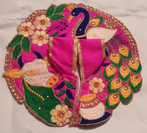 Laddu Gopal Poshak Size No 5 ( Pack Of 1 Pcs )