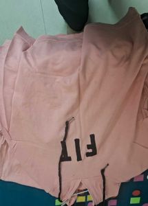 Peach Hoodie - Cozy & Stylish