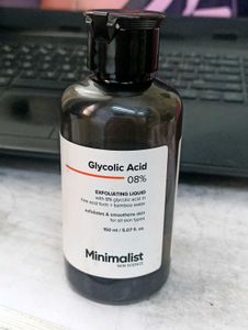 Minimalist Glycolic Acid 08% Exfoliating Liquid