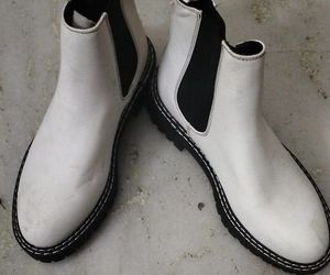 Women’s White Chelsea Boots