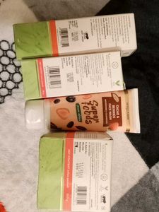 Selling Mama Earth Kit