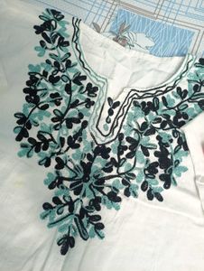 Embroidered Floral Kurti Set Combo