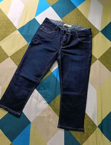 Capri Jeans - Dark Wash