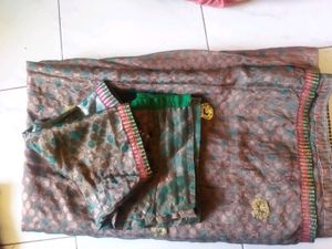 Elegant Saree with Blouse Piece