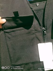 Men&#39;s riding &amp; hiking sleeveless four pocket jacke