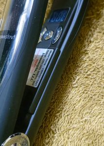 Brocato Vibrastrait Flat Iron Hair Straightener