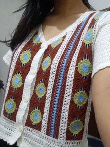 Women&#39;s Crochet Top