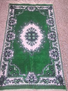 Green Decorative Prayer Rug
