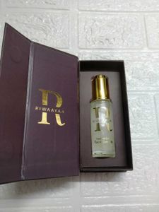 Riwaayaa Face Serum + Free Surprise Gift