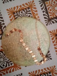 Beautiful Golden Anti-tarnish Bracelet