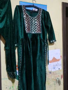 Green Velvet Kurta Set