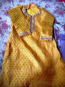 A Grara Set . Beautiful Yellow Colour 🥰😘