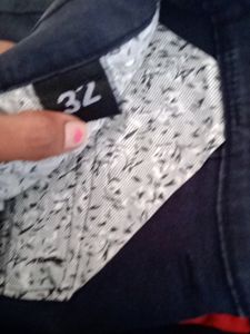 Black Jeans 32 In