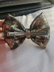 Stylish Multi Colour Bow