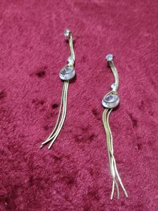 new earings not used product, this product is ne