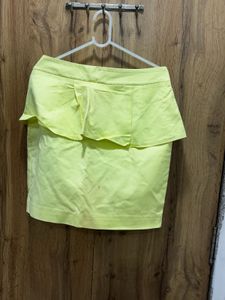 Lemon Yellow Party Skirt Size 30