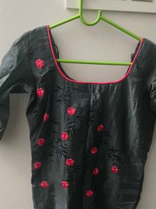 Elegant Grey Embroidered Kurta