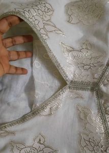 FREE Offer Embellished Off White Kurta With Lining