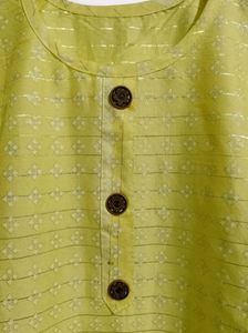 Yellow Button-Front Kurta (Woman)
