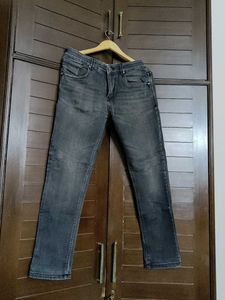 Cantabil Men Grey Slimfit Medium Fade Jeans