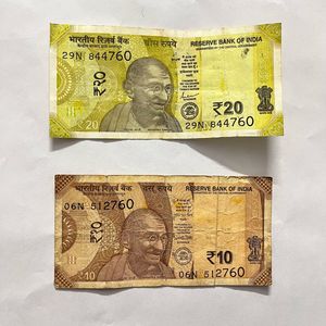 Duplicate Ending ₹10 & ₹20 Notes Collectable