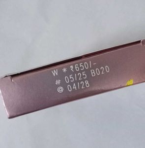 Lakme 9to5 Powerplay Matte Compact