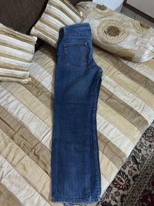 1. Tommy Hilfiger New Jeans