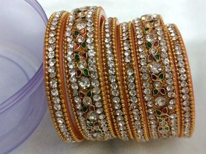 Sparkling Stone Bangle Set