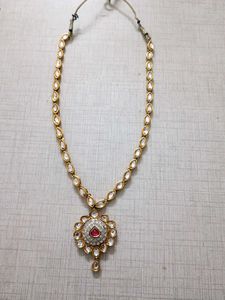 Necklaces in Good condition